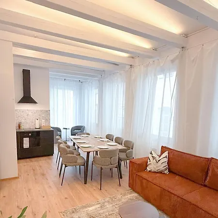 Lyfie - Stopover - Zentral Apartment *
